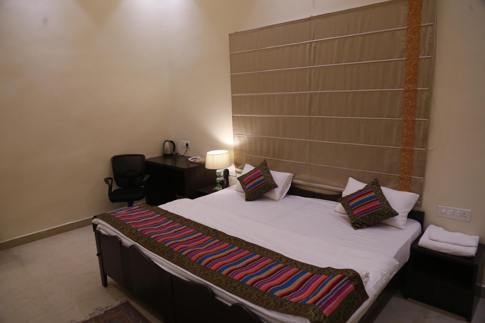 Heritage Haveli Varanasi Exterior photo